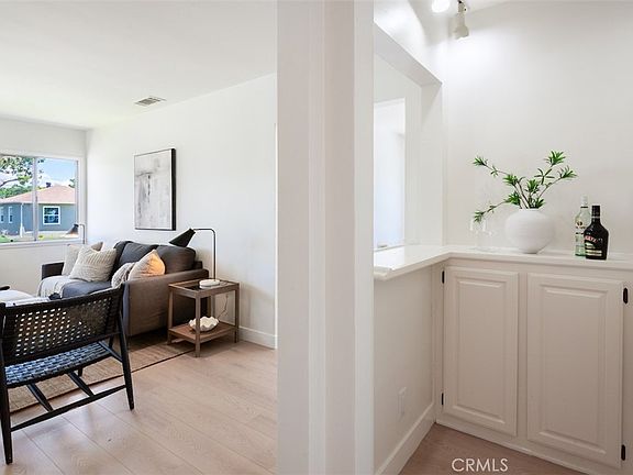 5th image of 5802 Hardwick St