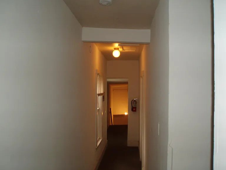 521 State St — Photo 12