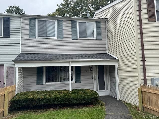 1st image of 216 Hill Rise