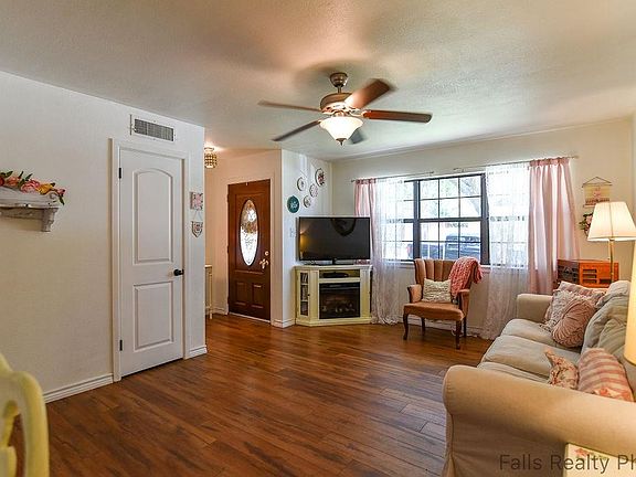 4th image of 4908 Earl St