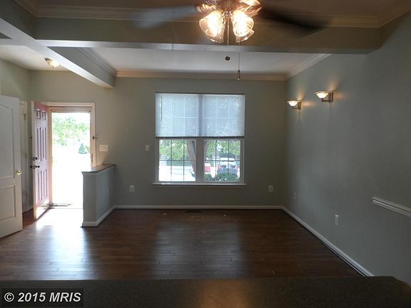 3rd image of 248 Mary Jane Ln
