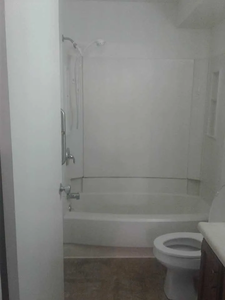 1 bed, 900 sqft, $1,165 — Photo 1