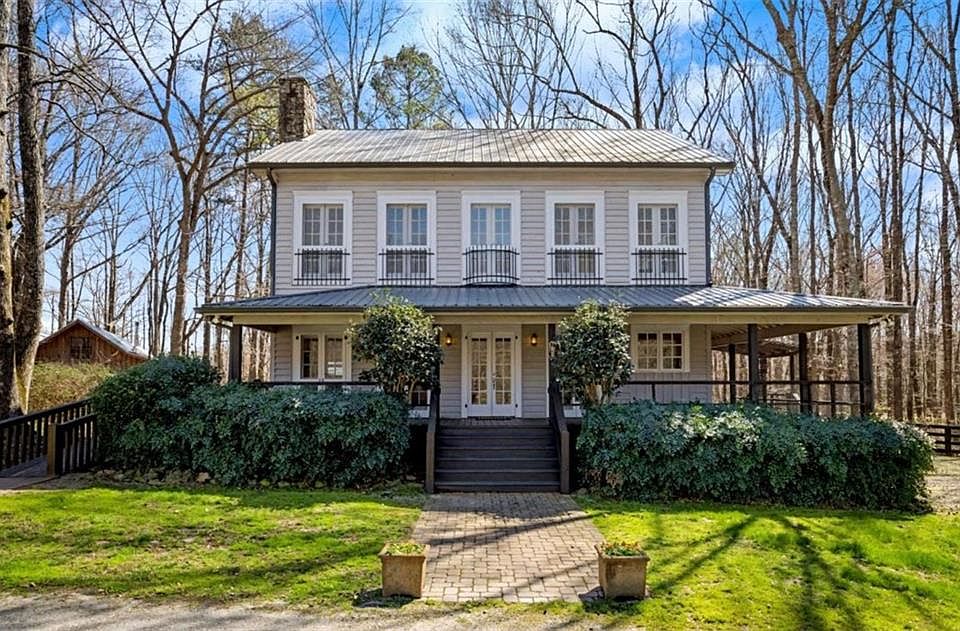 1st image of 1174 Bear Creek Rd