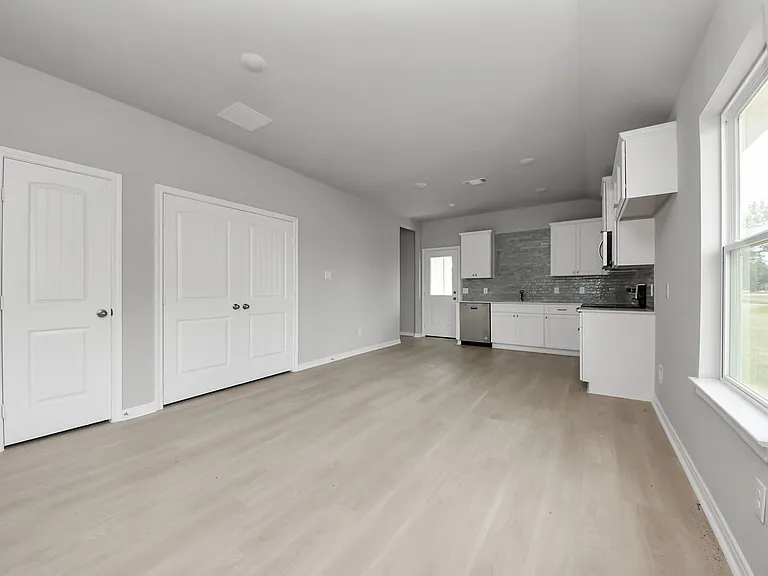 1105 W Bayshore Dr — Photo 10
