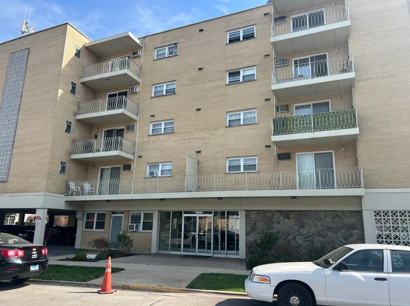7929 W Grand Ave APT 307, Elmwood Park, IL 60707
