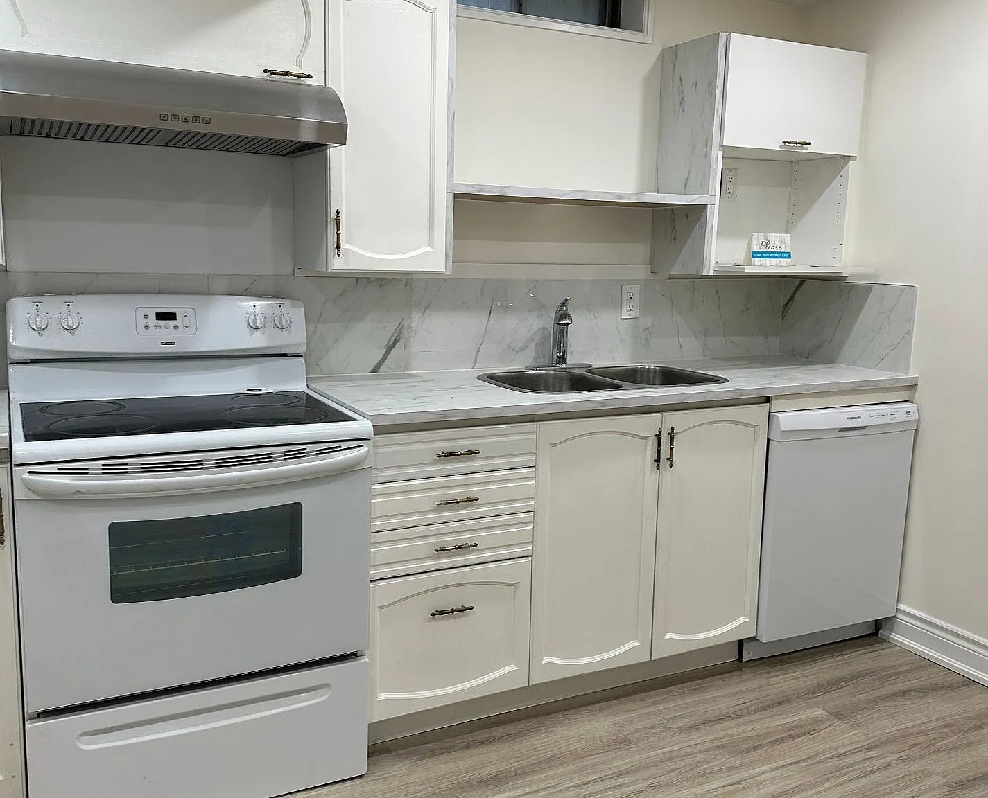 2 bed, $2,000 — Photo 4
