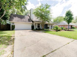 1604 Colwyn Dr, Cantonment, FL 32533