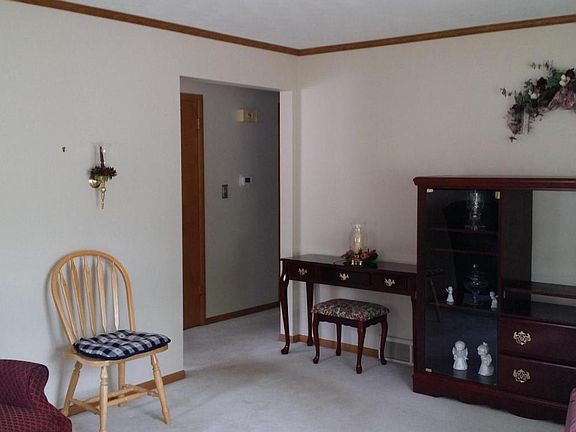 5th image of 3823 Hazelwood Ave SW