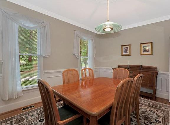 5th image of 5630 Olde Hartley Way