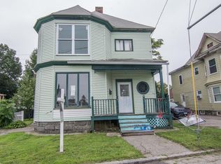 21 Garfield St, Lawrence, MA 01843