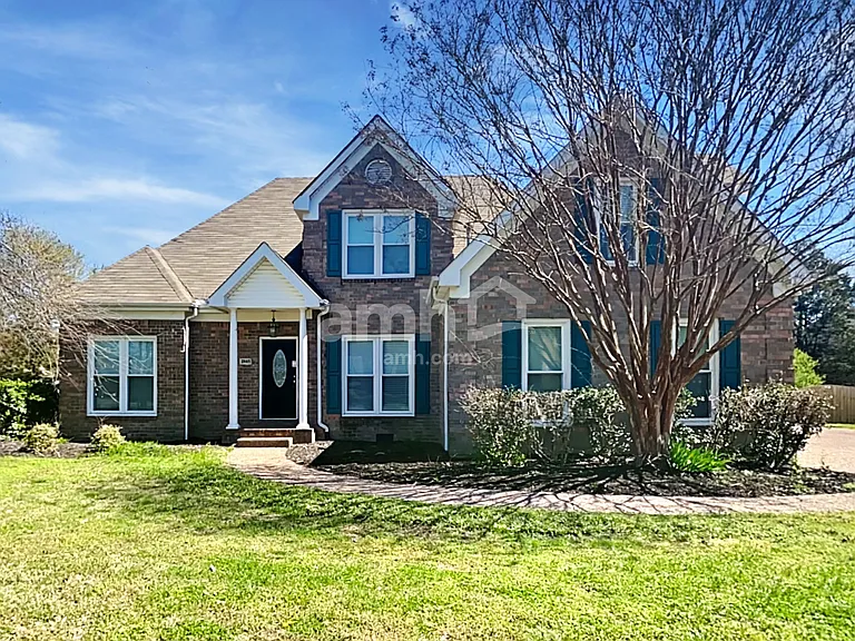 2885 Runnymeade Dr — Photo 1