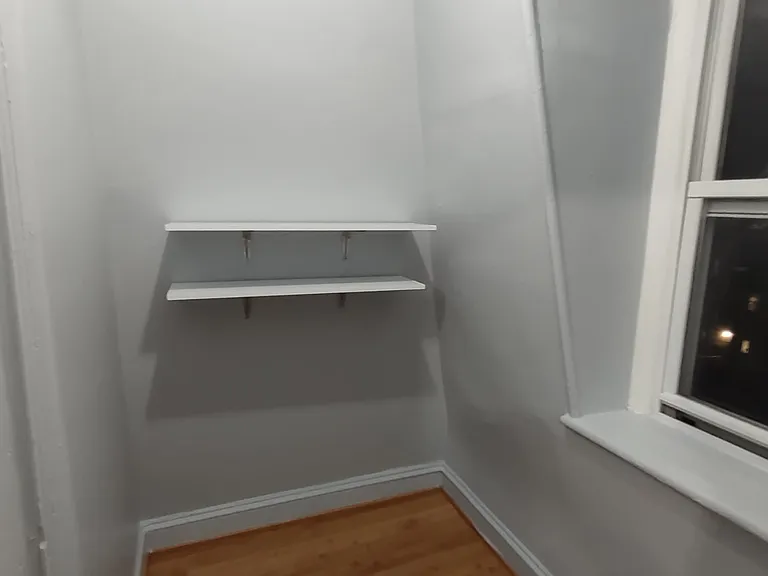 Master Bedroom Walk In Closet