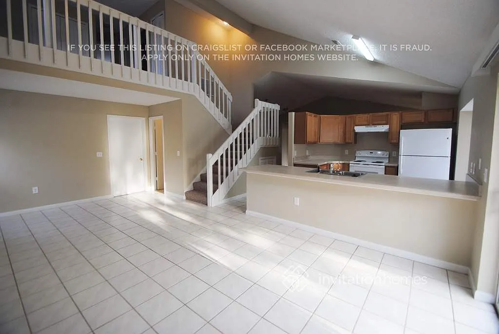 8030 Excalibur Ct Orlando, FL 32822 — Photo 2
