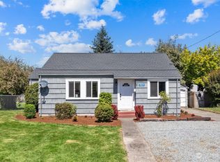 1009 E Orange Ave, Burlington, WA