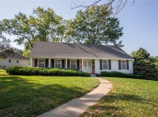 3613 Birchwood Dr, Kansas City, MO 64137
