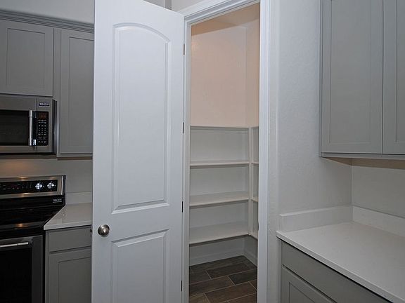 5th image of 3725 W Catalina Dr