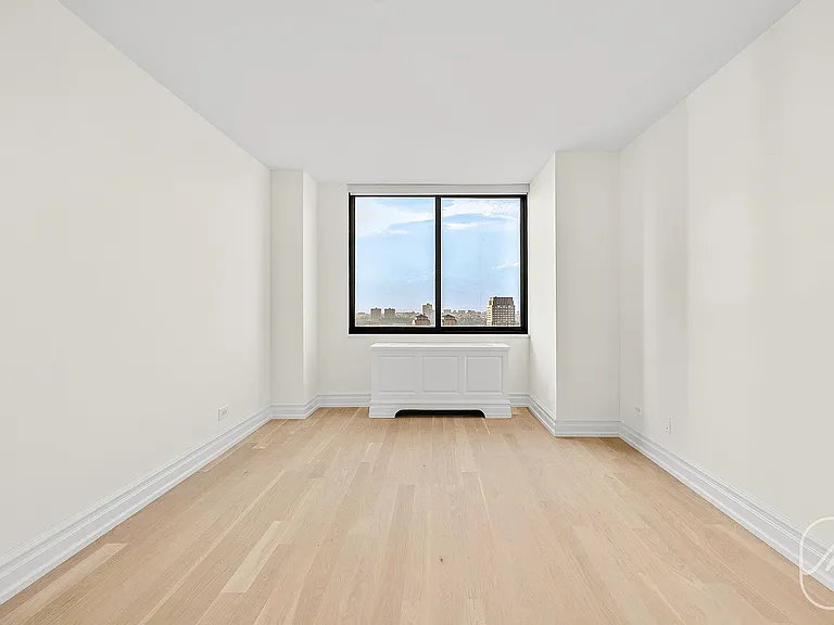 145 W 67th St #33A — Photo 7