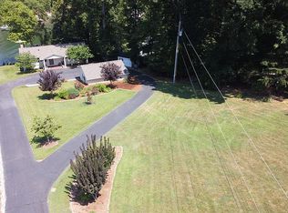 1308 Barnhill Ln, Moneta, VA 24121