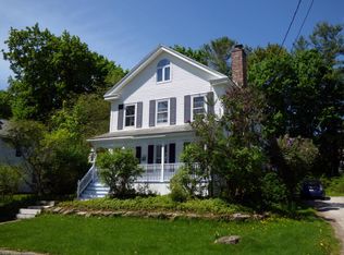 21 Saint James Ave, Lee, MA 01238