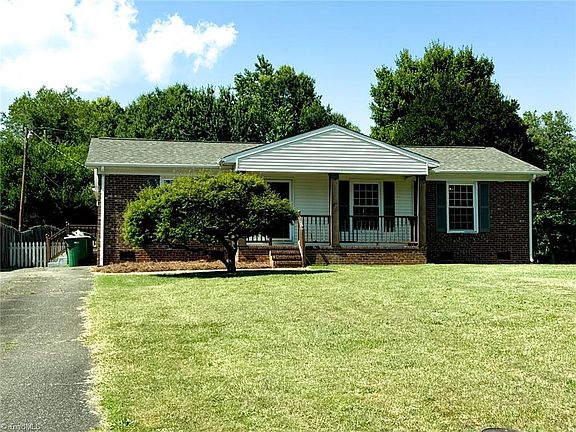 2nd image of 7295 Crenata Dr