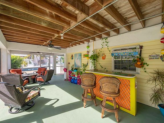 5th image of 2110 San Remo Dr