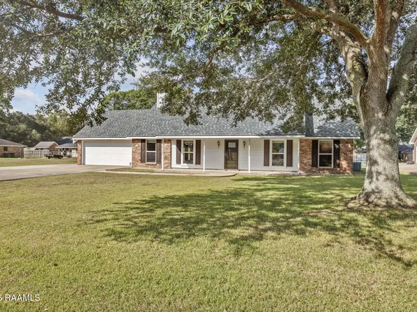 8822 Eastwood Dr, Abbeville, LA 70510