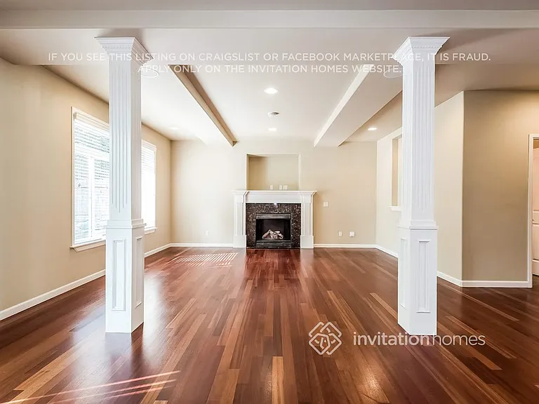 5904 NE 4th Pl — Photo 6