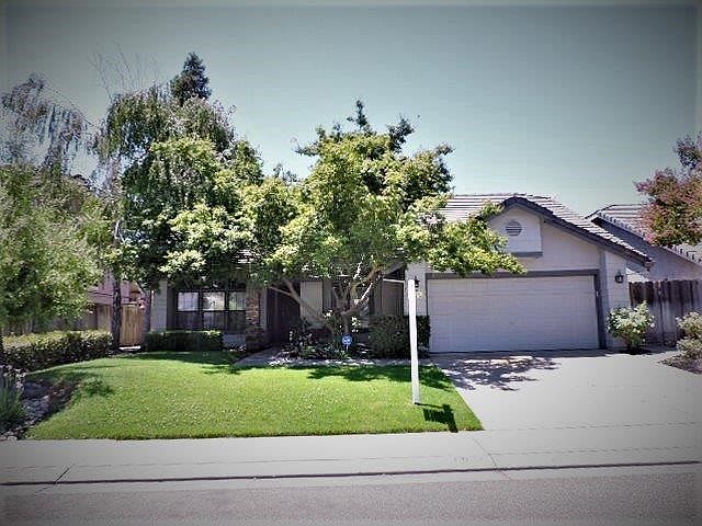 Comfort and Class! Freshly painted exterior with two tone decorator colors with a lovely brick faÃ§ade. Lushly landscaped front and back yards.  This lovely home also features a durable tile roof, a 2 car fully finished garage, dual pane windows, and Central Heat and Air.