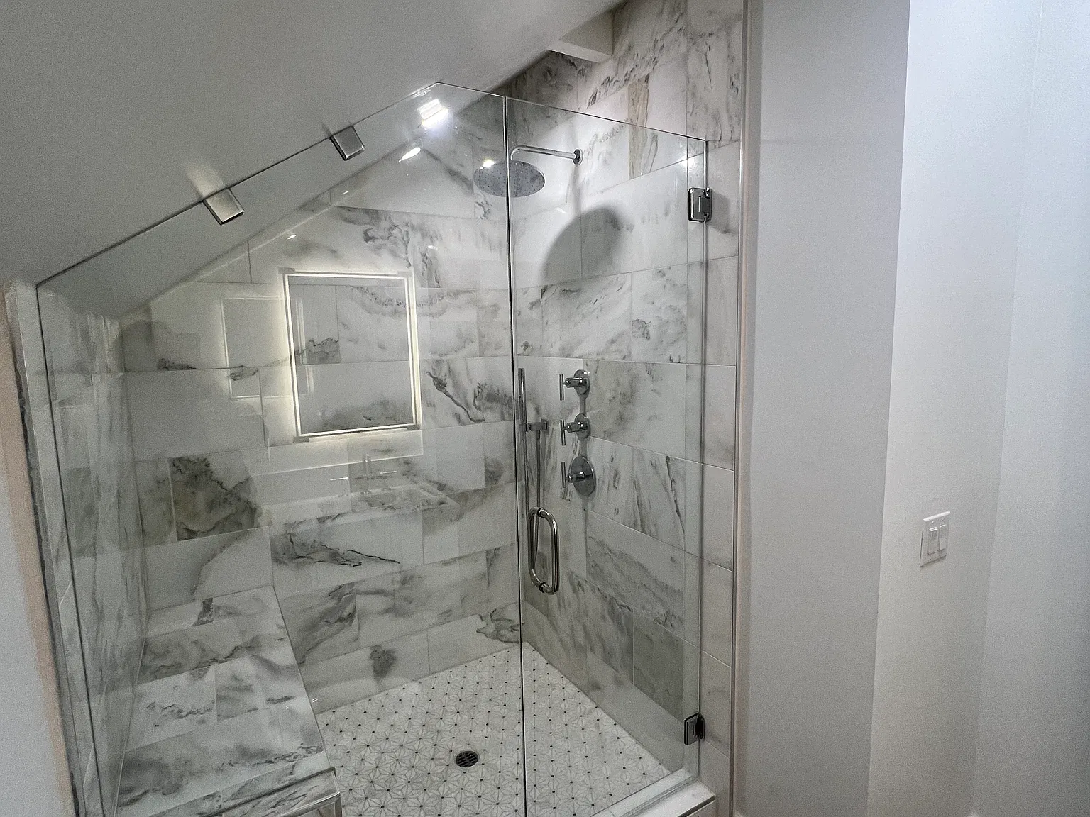 Studio, 446 sqft, $2,500 — Photo 2