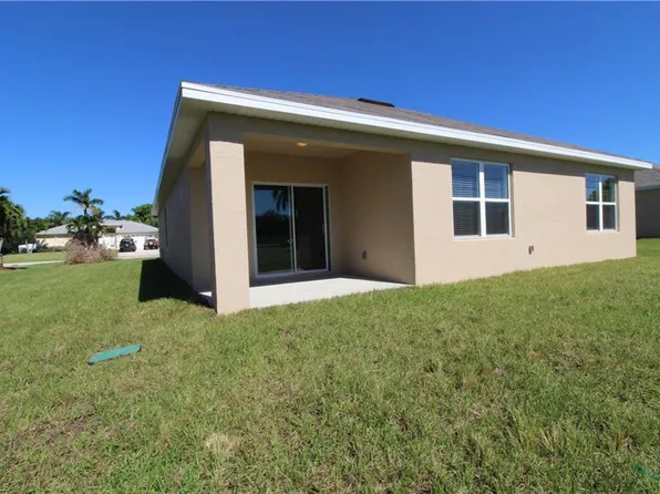 2129 SE 10th Pl, Cape Coral, FL 33990