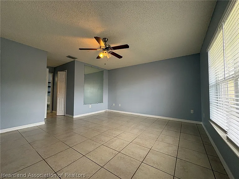 3928 Mendoza Ave — Photo 7