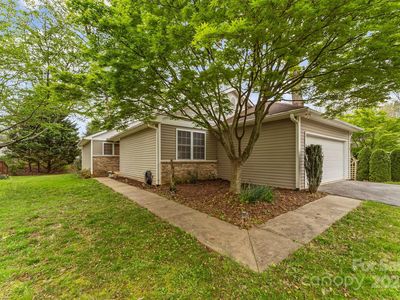 95 Wildwood Forest Ln, Mills River, NC, 28759