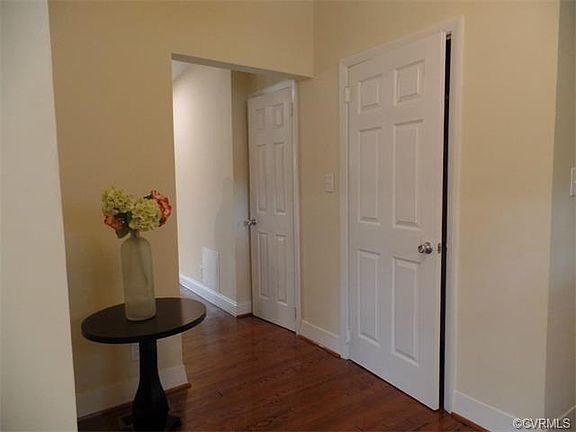 4th image of 1673 Forest Glenn Cir