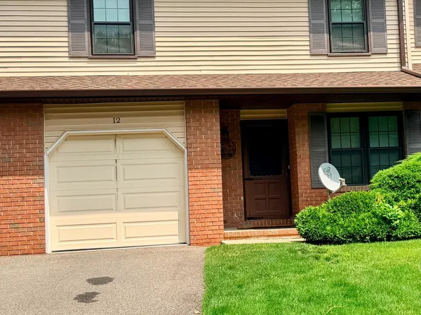 12 Dogwood Dr, Edison, NJ 08820