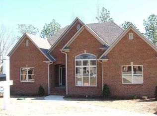 800 Wood Trace Cir, Leeds, AL 35094
