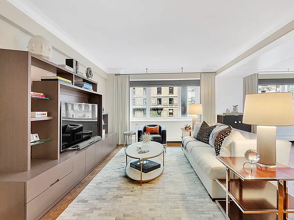 2nd image of 530 Park Ave APT 4A