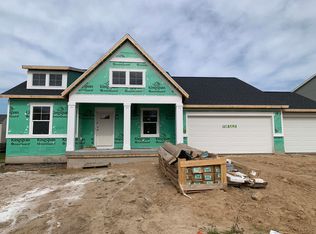 6611 Inwood Ridge Dr NE, Rockford, MI 49341