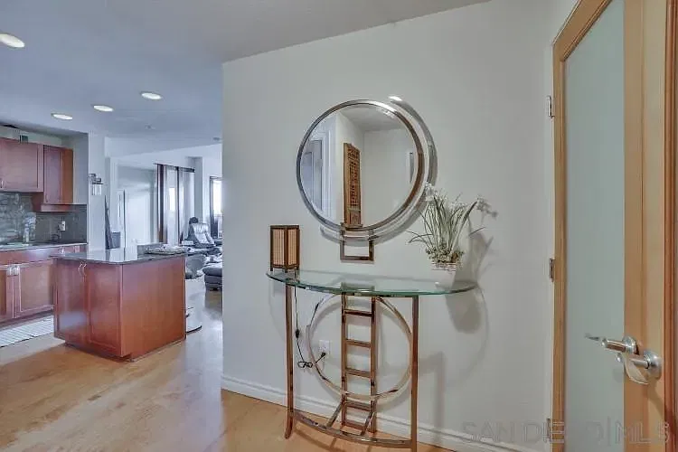1240 India St — Photo 2