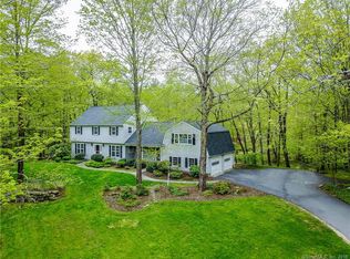 140 Old West Mountain Rd, Ridgefield, CT 06877