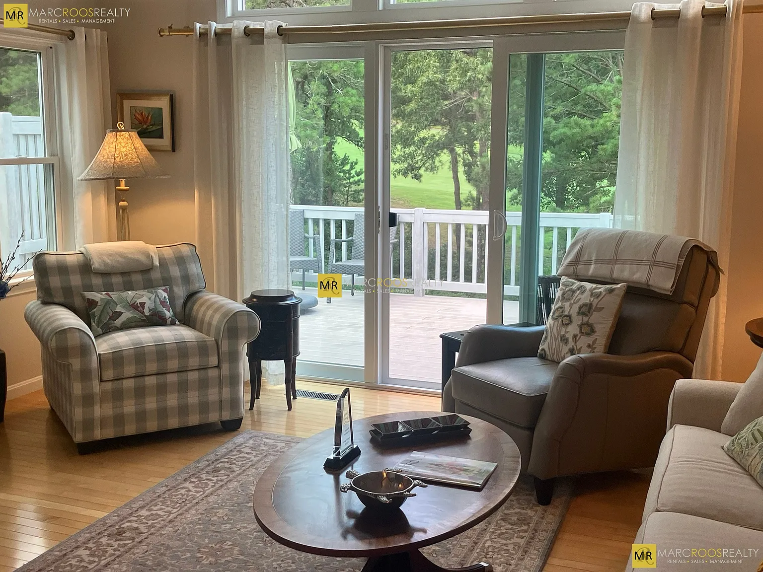 2 bed, 2.5 bath, 2300 sqft, $4,500 — Photo 3