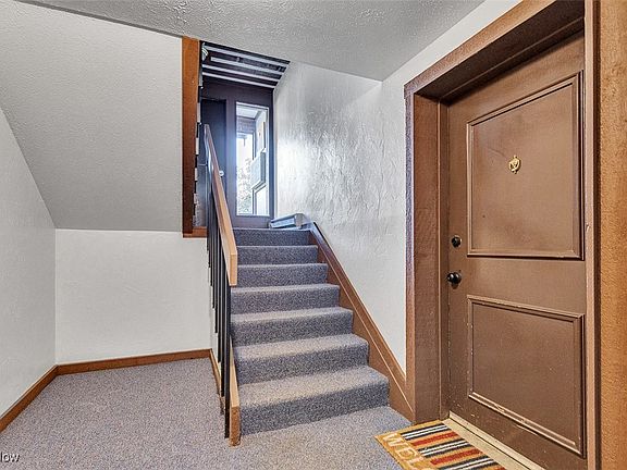 3rd image of 9530 Cove Dr Unit C25