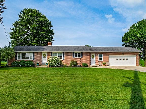 3rd image of 1452 County Road 1575