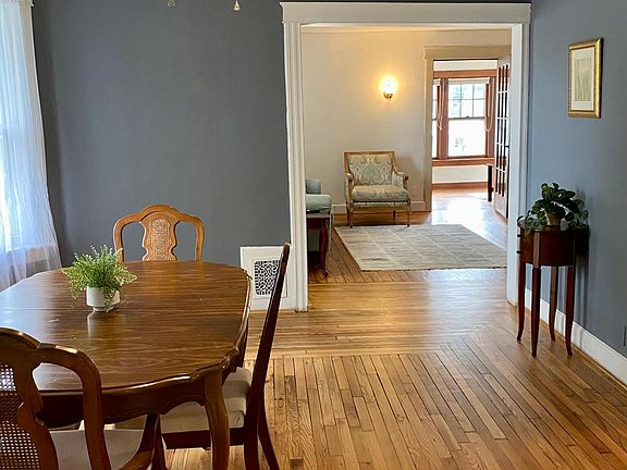 3rd image of 4 Genesee Ave #2