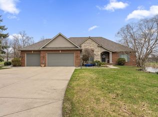 1015 E Grove St, Mishawaka, IN 46545