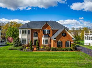 22391 Dolomite Hills Dr, Ashburn, VA 20148