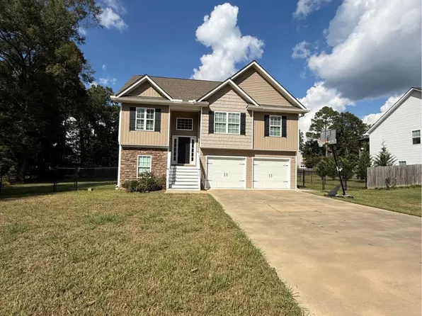 370 Wildwood Cir, Calhoun, GA 30701