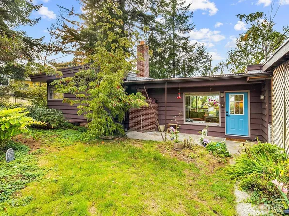 1040 Puget Street, Bellingham, WA 98229