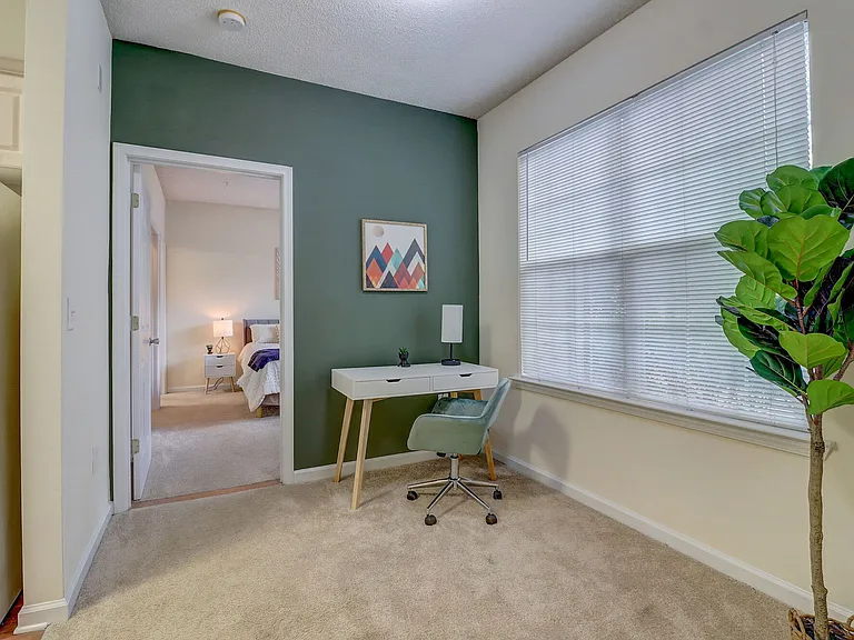 Parkway Grand — Photo 12