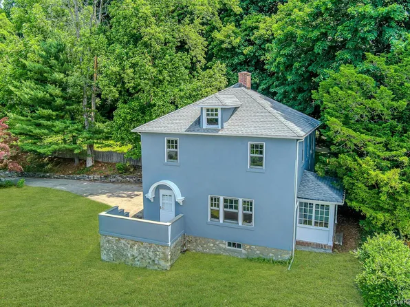 24 Gory Brook Road, Sleepy Hollow, NY 10591