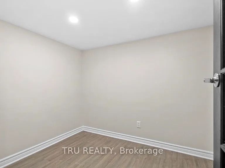 731 Brittanic Rd — Photo 34